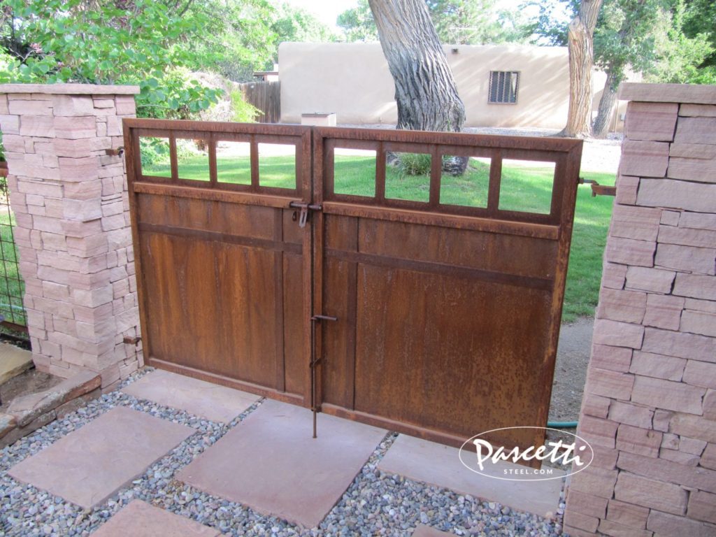 natural rust double gate with locking cane bolt